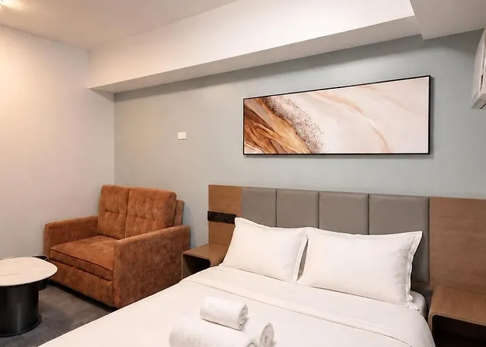 Apartment Avida Riala, It Park - Style - Queen Bed - Swimming Pool *
